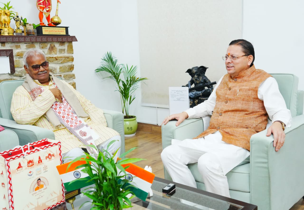 राजस्थान सरकार के कैबिनेट मंत्री मदन दिलावर ने मुख्यमंत्री धामी से की शिष्टाचार भेंट