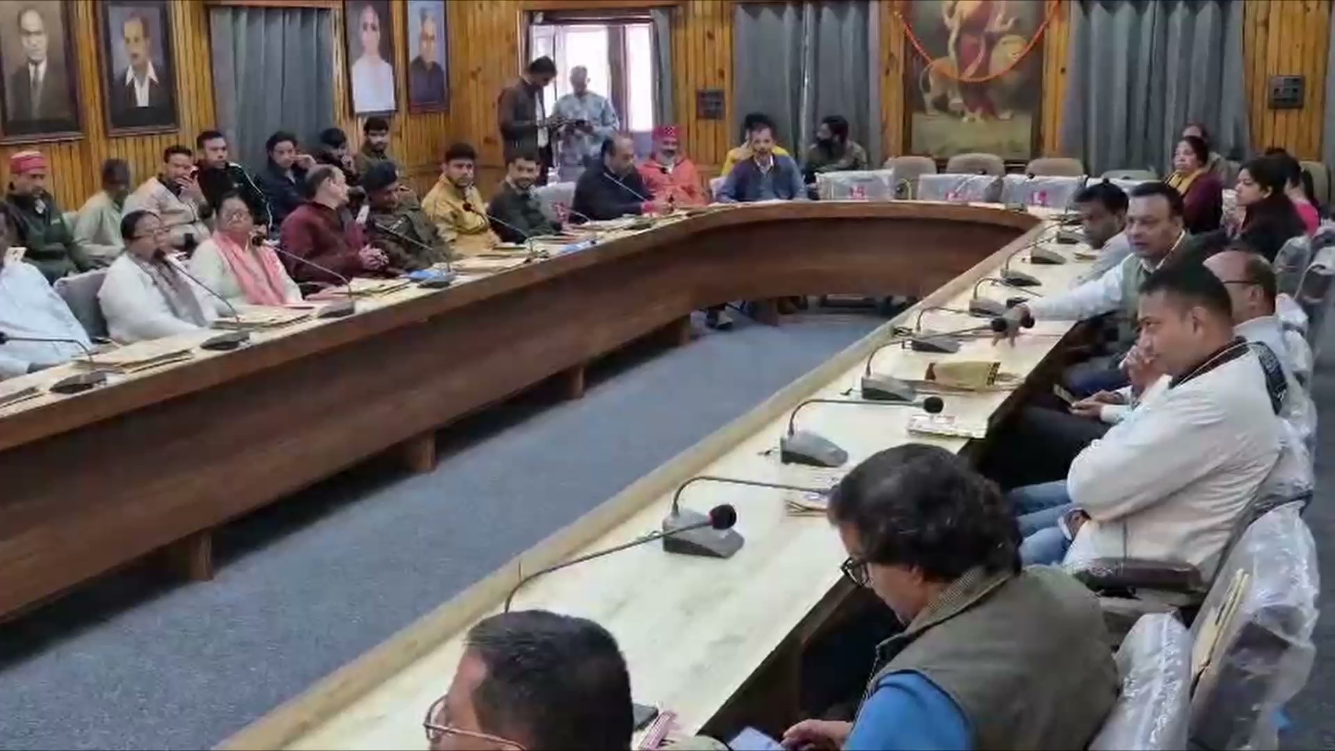 पर्यटन नगरी मसूरी में तंबाकू उत्पादों की बिक्री पर नियंत्रण के लिए विक्रेताओं के लाइसेंस अनिवार्य करने की तैयारी