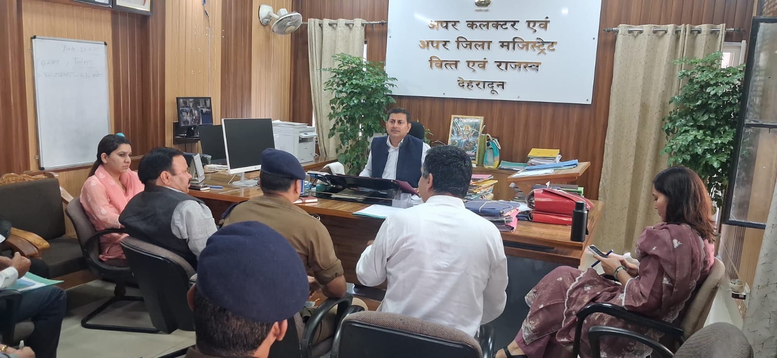 व्यस्त बाजारों में अतिक्रमण के विरुद्ध अभियान, रेहड़ी-ठेली सहित सभी प्रकार के अतिक्रमण पर होगी प्रभावी कार्रवाई
